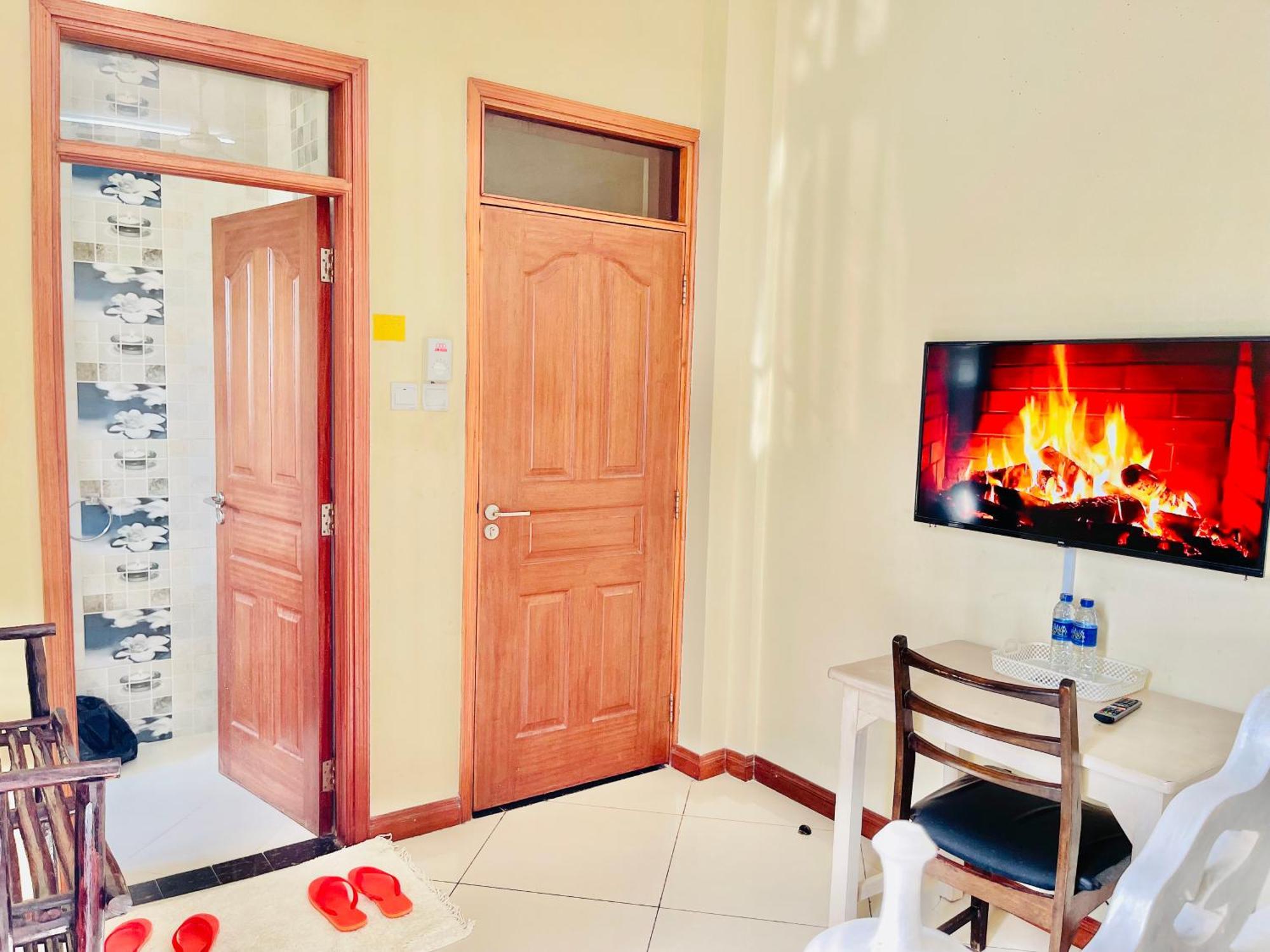 Bed and Breakfast Elna'S Nyali - Work & Unwind - Pool, Sea Views, Ac & Fast Wi-Fi Mombasa Exterior foto