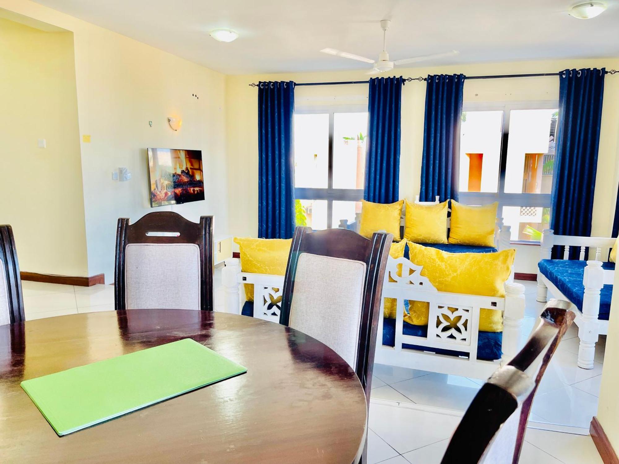 Bed and Breakfast Elna'S Nyali - Work & Unwind - Pool, Sea Views, Ac & Fast Wi-Fi Mombasa Exterior foto