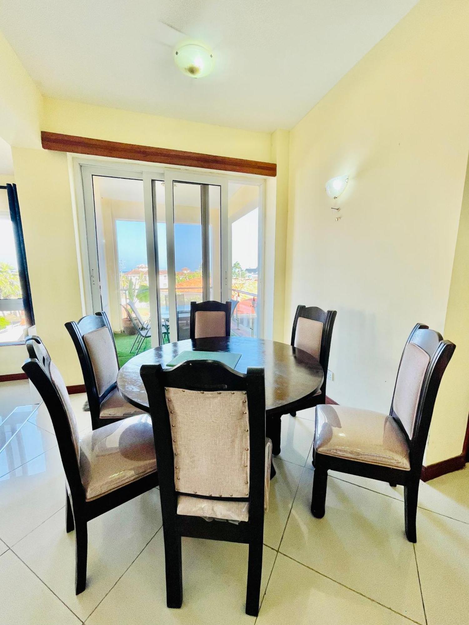 Bed and Breakfast Elna'S Nyali - Work & Unwind - Pool, Sea Views, Ac & Fast Wi-Fi Mombasa Exterior foto